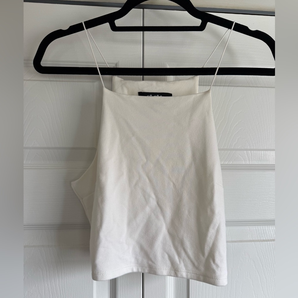 Lulu's White Spaghetti Strap Cropped Cami